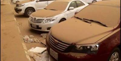 Катар, ОАЭ и Саудовская Аравия попали под песчаную бурю 13-14 марта 2021 - Фото и видео - ТЕЛЕГРАФ
