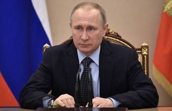 Путин разрешил банкам сообщать личную информацию россиян в ФНС