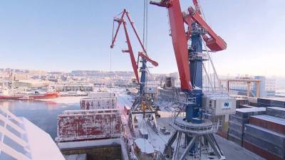Теперь Россия осваивает Арктику и через космос