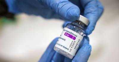 AstraZeneca настаивает на безопасности вакцины после отказов стран ЕС