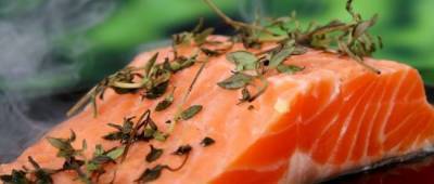 Две порции жирной рыбы в неделю могут снизить риск смерти от сердечно-сосудистых заболеваний