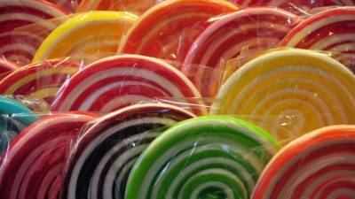 Любителям сладостей рассказали о правилах ухода за зубами