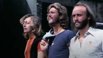 Paramount Pictures снимет байопик о культовой музыкальной группе Bee Gees