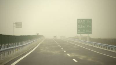 Песчаная буря в Китае: аэропорты Пекина отменили свыше 420 рейсов