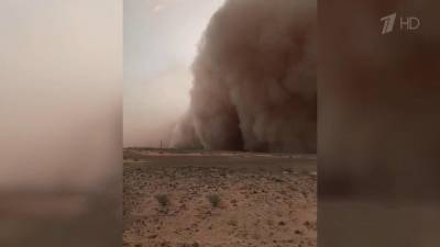 Катар и Саудовскую Аравию накрыла сильнейшая песчаная буря
