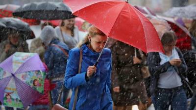 Во власти циклона: в Петербурге прогнозируют дожди с мокрым снегом