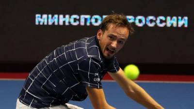 Теннисист Медведев официально стал второй ракеткой мира