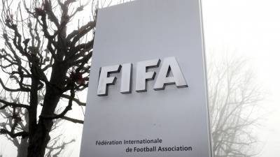 ФИФА возбудила дела против трёх российских футболистов из-за допинга