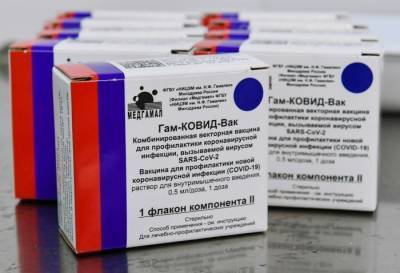 Более 113 тыс. свердловчан завершили вакцинацию против COVID-19