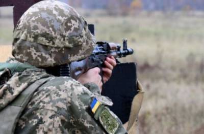 Боевики 13 раз нарушили тишину на Донбассе: ранен военный