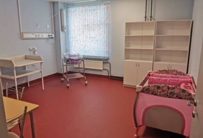 В Сертоловской больнице открылся дневной стационар для мам и малышей