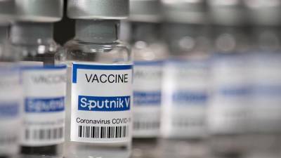 ЕС решил начать переговоры по российской вакцине «Спутник V»