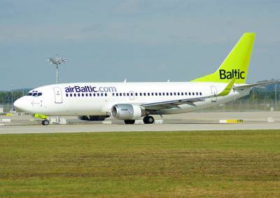 В Норвегии из-за нетрезвого экипажа задержали рейс авиакомпании AirBaltic