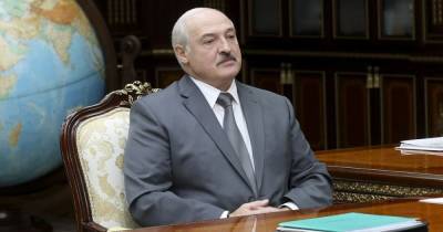 Лукашенко объявил о начале работы по изменению конституции Беларуси