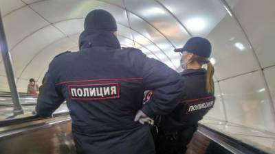 Полиция задержала экс-начальника отдела петербургской таможни за взятки