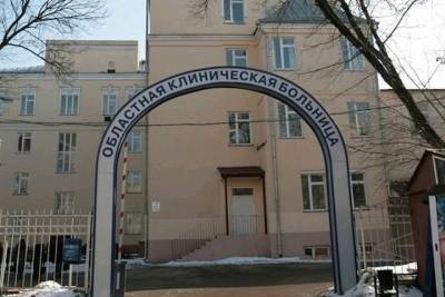 В Смоленске в двух больницах с апреля вернутся к плановому режиму работы