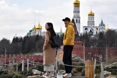 Эксперты объяснили неприбыльность массового потока китайцев для России