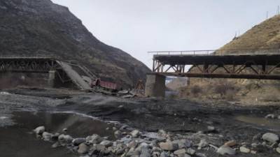 Власти Дагестана назвали причину обрушения моста в Шамильском районе