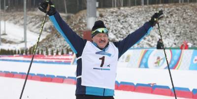 Лукашенко победил в лыжных гонках: соперник трижды "случайно" падал на финише – видео