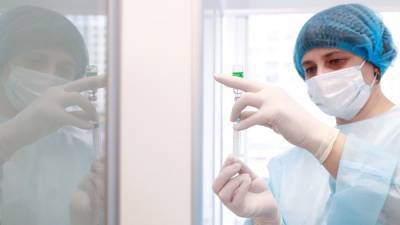 На Украине усомнились в способности вакцинации остановить пандемию