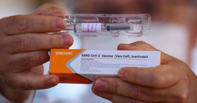 В Украине "потеряли" китайскую вакцину Sinovac: что говорят в Минздраве и в "Лекхиме"