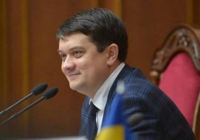Разумков о "харьковских соглашениях": Депутаты не несут юридической ответственности за голосование