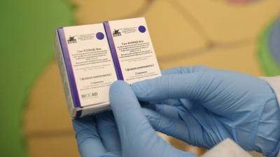 «Спрос превышает предложение»: Кремль об интересе к российской вакцине от COVID