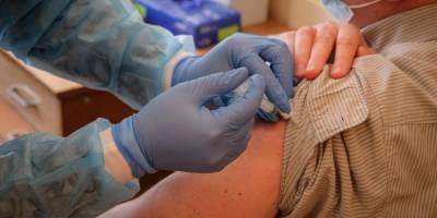 Украина будет выдавать справку о вакцинации от COVID-19 — Ляшко
