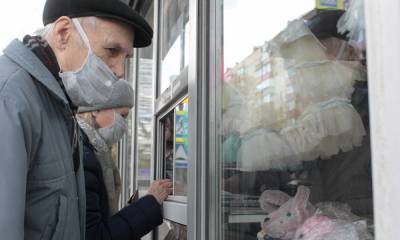 В Петрозаводске полицейский в свой выходной спас пенсионера от мошенников