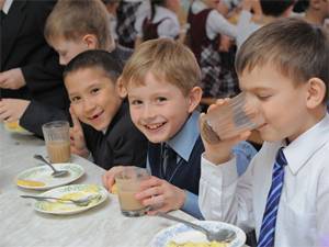 В Орловской области горячее питание получают 85% школьников