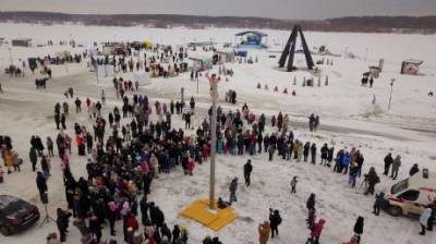В Спутнике весело проводили зиму на Масленицу