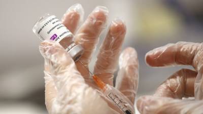 Главный санитарный врач Украины заразился коронавирусом после вакцинации