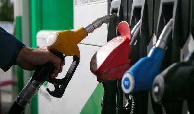 Цены на бензин в Москве продолжили трехмесячный рост