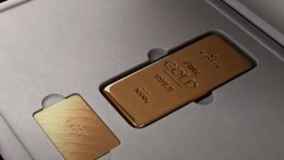 iPhone 12 Pro c килограммовым золотым корпусом выпущен в России