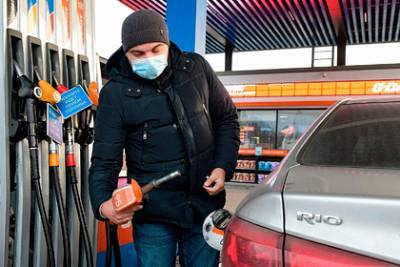 Названы причины для дальнейшего роста цен на бензин в России