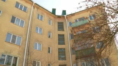 В многоэтажке на Урицкого после ремонта кровли начались протечки