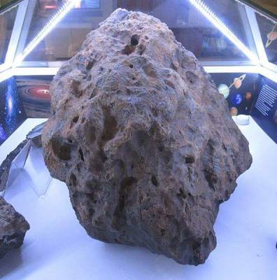 Ученые обнаружили в метеорите Челябинск «внеземные алмазы»