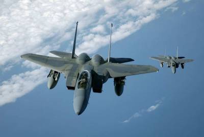 Николай Азаров сомневается, что Украине хватит денег заменить советские истребители на F-15 из США