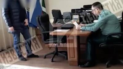 Появилось видео задержания начальника Астраханской таможни Саидова