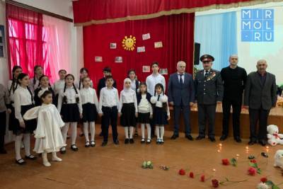 Школьники Дагестанских Огней вспомнили жертв трагедии в Беслане