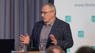 НКО Ходорковского оказались под угрозой из-за второго паспорта Кара-Мурзы