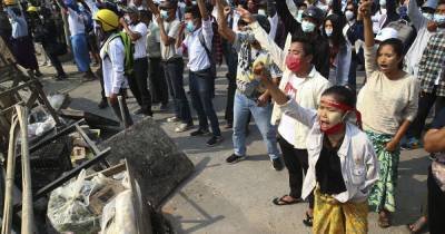 Госпереворот в Мьянме: число погибших в протестах против хунты перевалило за сотню (8 фото)