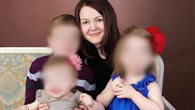 Суд восстановил обязательства россиянки Осиповой по привозу детей в США