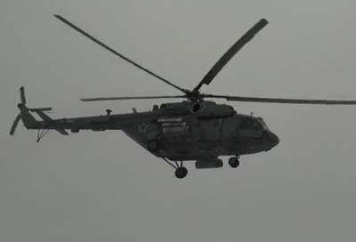 Вертолеты уничтожили бронетехнику условного противника в Ленобласти