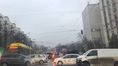 Сегодня в Киеве ограничат движение транспорта