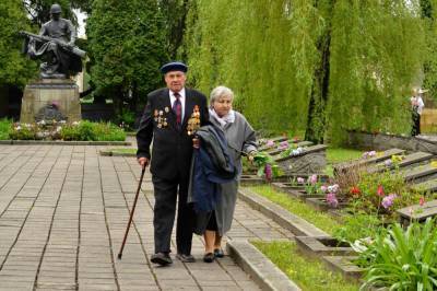 В Раде предлагают ввести новый вид пенсий "за особые заслуги"