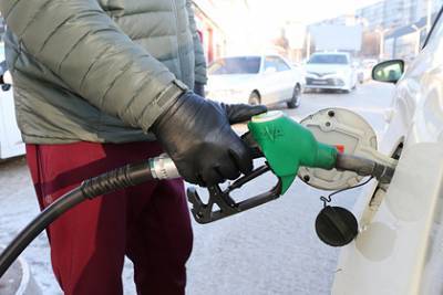 В России договорились о сдерживании цен на бензин с 1 мая