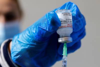 Вакцинация в Украине: за сутки Covishield получили почти десять тысяч человек
