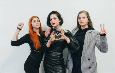 «Бояться нет смысла». Три сестры из Витебска — о протестах, сутках и переменах