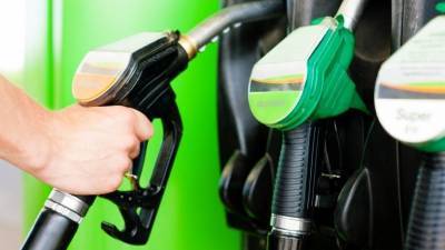 Правительство РФ с 1 мая изменит формулу цен на бензин
